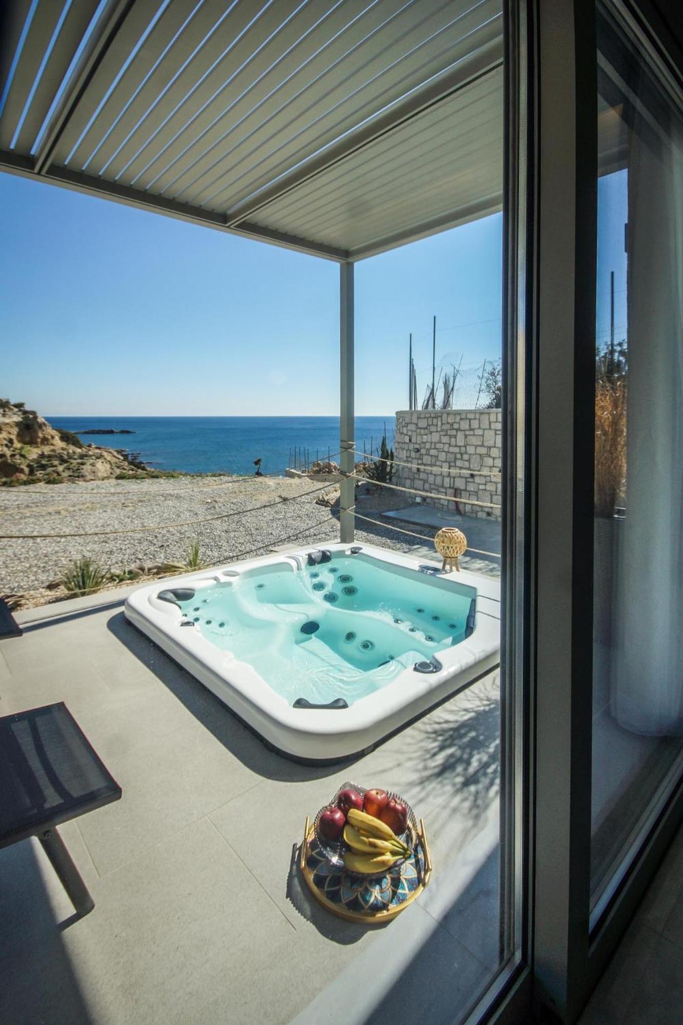 Aquamarine Luxury Suites Archangelos  Exterior foto
