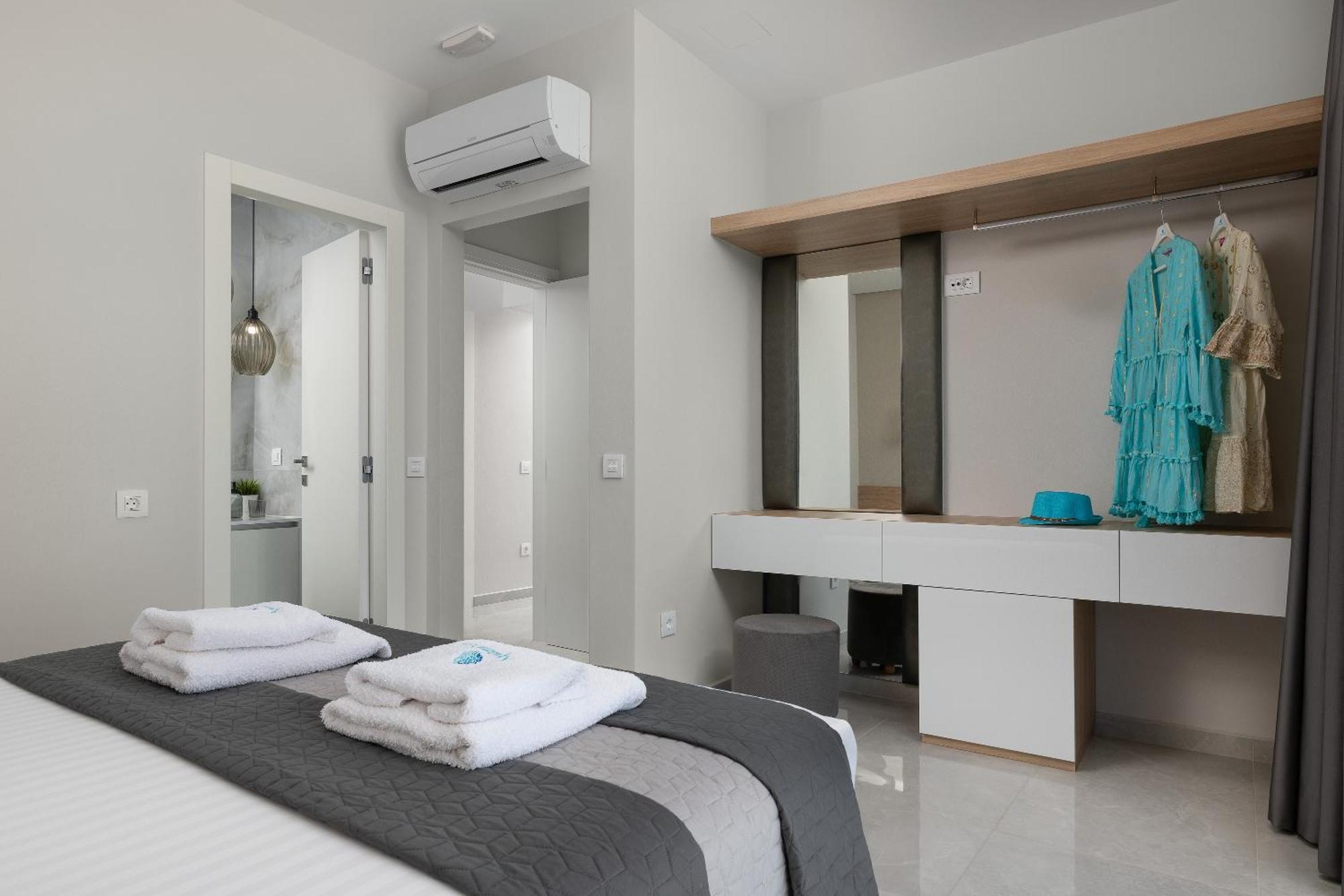 Aquamarine Luxury Suites Archangelos  Exterior foto